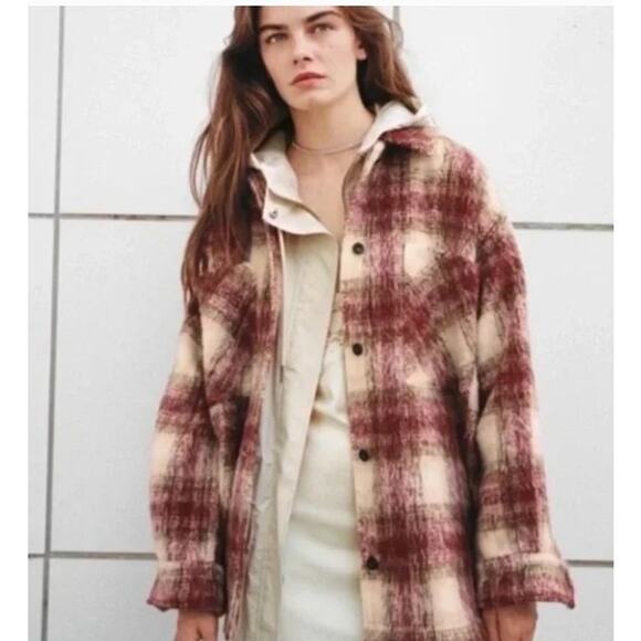 ZARA Womens Size Small Button Front Plaid Oversized Fuzzy Shacket Jacket - Picture 1 of 11